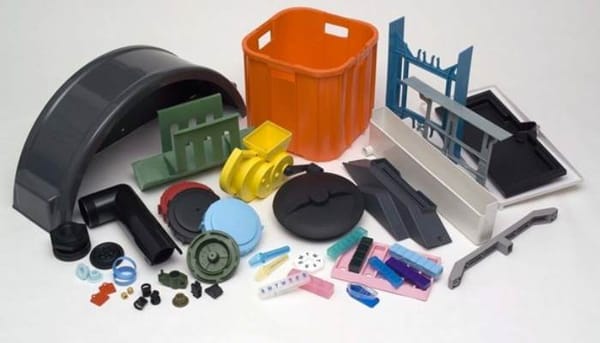فرآیند ساخت قالب لاستیکی و ویژگی‌ های اساسی در طراحی محصولات پلاستیکی